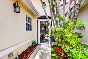7285 Burgess Dr, Lake Worth, FL 33467 - Photo 4