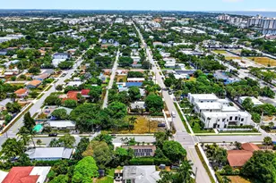 310 SE 8th St, Delray Beach, FL 33483 - Photo 10