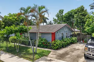310 SE 8th St, Delray Beach, FL 33483 - Photo 16