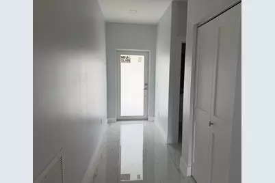 281 Bali SE, Palm Bay, FL 32909 - Photo 4