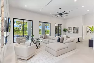 2525 Seminole Cir, West Palm Beach, FL 33409 - Photo 10