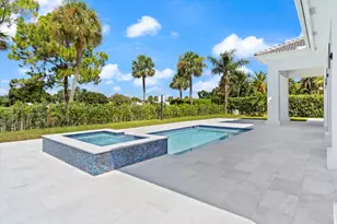 2525 Seminole Cir, West Palm Beach, FL 33409 - Photo 40