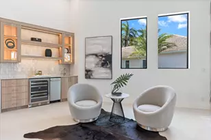 2525 Seminole Cir, West Palm Beach, FL 33409 - Photo 8