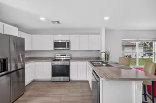 1962 SE Gena Rd, Port Saint Lucie, FL 34952 - Photo 8
