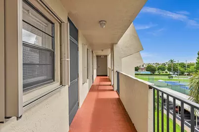 23385 S Barwood Lane S #407, Boca Raton, FL 33428 - Photo 10