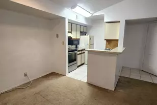 2946 S University Dr, Davie, FL 33328 - Photo 10
