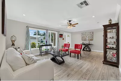 4716 NW 49th Place, Tamarac, FL 33319 - Photo 8