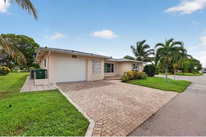 4716 NW 49th Place, Tamarac, FL 33319 - Photo 2