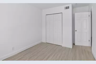 6352 Seven Springs Boulevard #B, Greenacres, FL 33463 - Photo 20