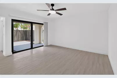 6352 Seven Springs Boulevard #B, Greenacres, FL 33463 - Photo 6