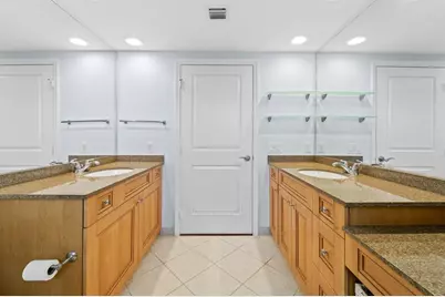 347 N New River Drive E #1004, Fort Lauderdale, FL 33301 - Photo 12