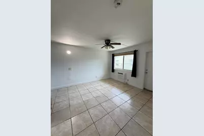1124 NW 2nd Street #2, Fort Lauderdale, FL 33311 - Photo 2