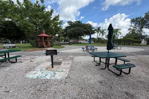 214 Down E Ln, Lake Worth, FL 33467 - Photo 34