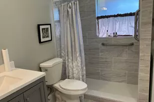 214 Down E Ln, Lake Worth, FL 33467 - Photo 10