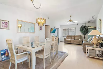 7633 Tahiti Lane #204, Lake Worth, FL 33467 - Photo 2