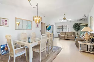 7633 Tahiti Ln, Lake Worth, FL 33467 - Photo 2
