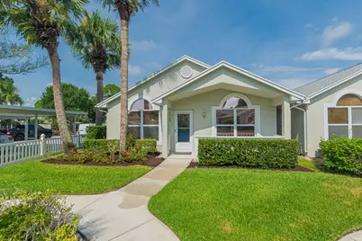 1149 NW Lombardy Drive, Port Saint Lucie, FL 34986 - Photo 14