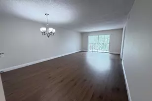 800 SW 125th Way, Pembroke Pines, FL 33027 - Photo 1