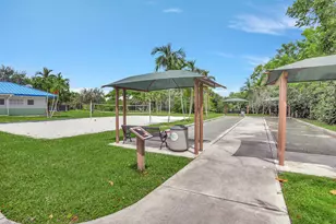 2651 S Palm Aire Dr, Pompano Beach, FL 33069 - Photo 38