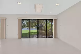 21877 Arriba Real, Boca Raton, FL 33433 - Photo 12