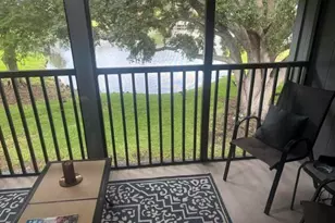 200 Country Club Dr, Largo, FL 33771 - Photo 6