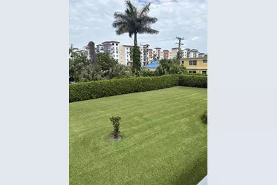 240 Horizons W #208, Boynton Beach, FL 33435 - Photo 10
