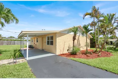 357 Garden Boulevard, Palm Beach Gardens, FL 33410 - Photo 1
