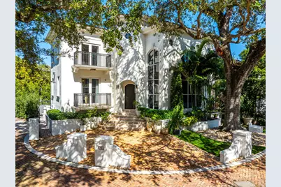 2765 Brickell Court, Miami, FL 33129 - Photo 2