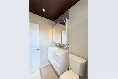 5171 W Oakland Park Boulevard #312, Lauderdale Lakes, FL 33313 - Photo 32