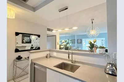 5171 W Oakland Park Boulevard #312, Lauderdale Lakes, FL 33313 - Photo 8