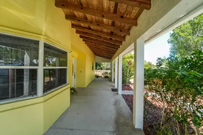 8645 SE Alabama Place, Hobe Sound, FL 33455 - Photo 4