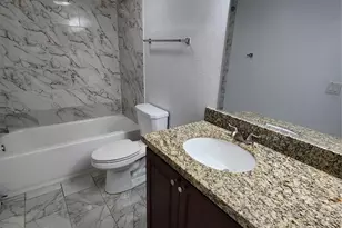 2736 S University Dr, Davie, FL 33328 - Photo 18