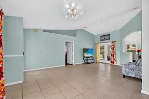 1009 SW Fenway Rd, Port Saint Lucie, FL 34953 - Photo 4