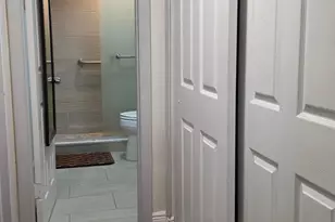 100 Ashbury Rd, Hollywood, FL 33024 - Photo 24