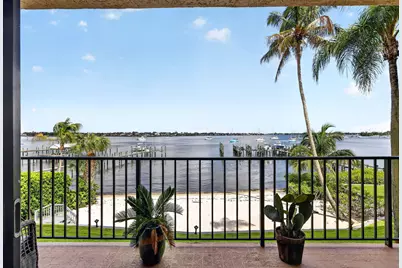 624 SW St Lucie Crescent #208, Stuart, FL 34994 - Photo 12