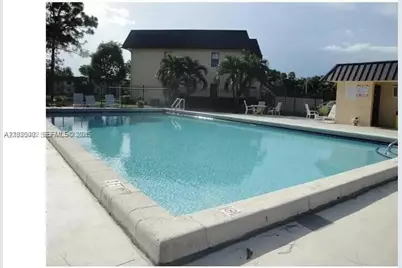 146 NW 91st Avenue, Pembroke Pines, FL 33024 - Photo 4