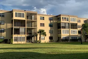 9355 SW 8th St, Boca Raton, FL 33428 - Photo 2