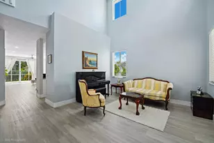 1428 Canary Island Dr, Weston, FL 33327 - Photo 2