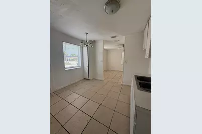 865 W 3rd Street, Riviera Beach, FL 33404 - Photo 10