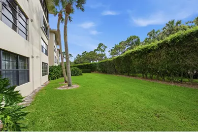 3515 Village Boulevard #206, West Palm Beach, FL 33409 - Photo 26