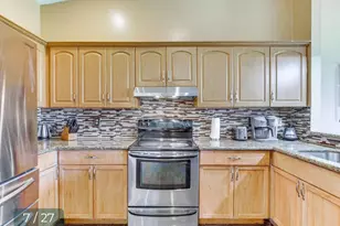 9957 NW 52nd St, Sunrise, FL 33351 - Photo 4