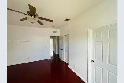 903 N Santa Catalina Circle, North Lauderdale, FL 33068 - Photo 14