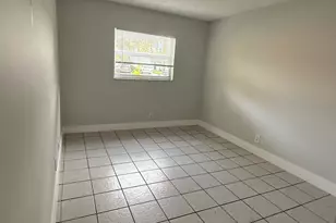 313 SW 1st Ct, Pompano Beach, FL 33060 - Photo 14