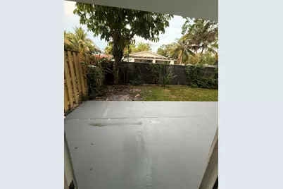 313 SW 1st Court #L-3, Pompano Beach, FL 33060 - Photo 4