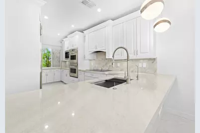 88 N Lakeshore Drive, Hypoluxo, FL 33462 - Photo 10