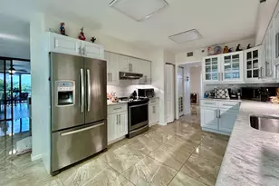 7568 Regency Lake Dr, Boca Raton, FL 33433 - Photo 26