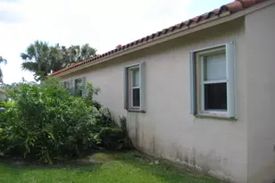 329 Millpond Ln, Port Saint Lucie, FL 34986 - Photo 38
