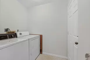 18871 NW 2nd St, Pembroke Pines, FL 33029 - Photo 12
