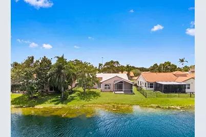 18871 NW 2nd Street, Pembroke Pines, FL 33029 - Photo 8
