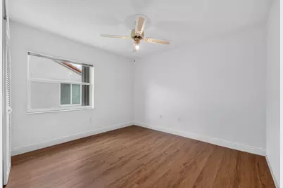 18871 NW 2nd Street, Pembroke Pines, FL 33029 - Photo 22